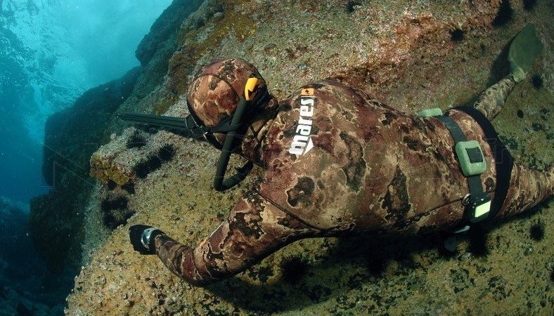 фото Куртка гидрокостюма для подводной охоты mares instinct 70 camo brown, 7 мм, с открытой порой внутри, цвет коричневый камуфляж