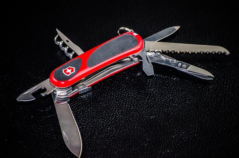 фото Нож victorinox evogrip s17 85 мм красный/черный