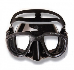 Фото маска подводная omersub alien (черный силикон) black