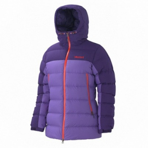 Фото куртка пуховая женская marmot wm's mountain down jacket ultra violet/dark violet